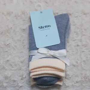 Stems Women's Cashmere Blend Colorblock Crew Socks - Gray and Cream, One Size